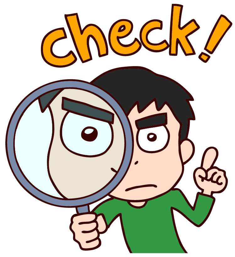 今までのプラモの収納方法を見直すために虫眼鏡を使ってチェックする男性