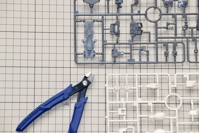 積みプラを減らすため、キットをいろいろ作り始めた人
